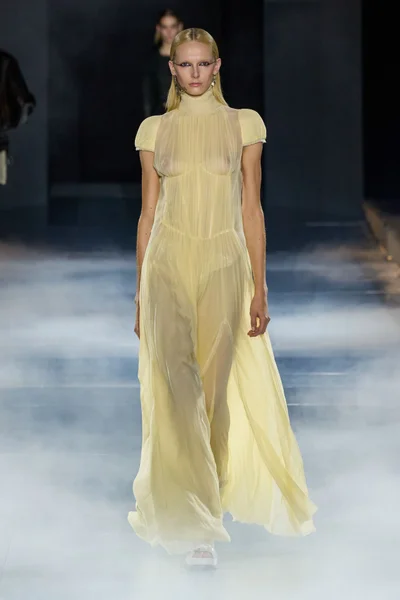 Look 31